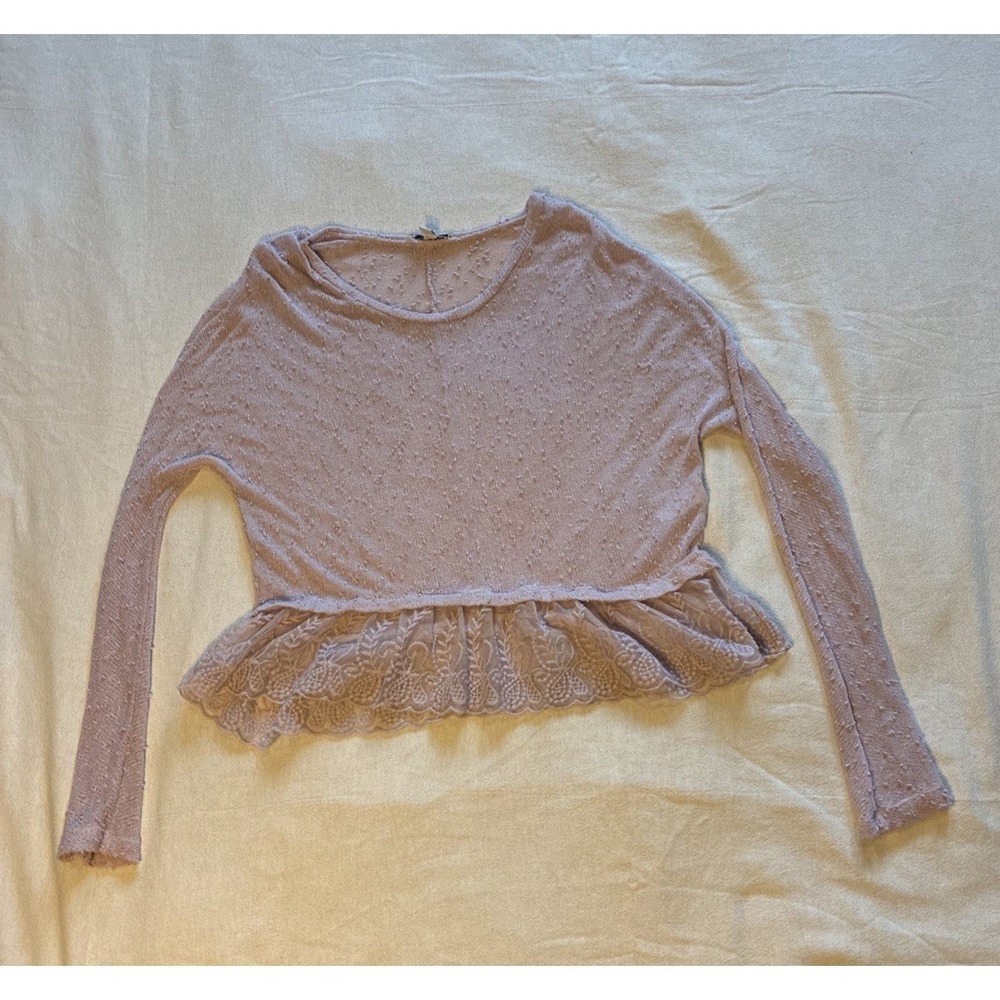 AE Women's Top Sweater Large Lilac‎ Textured Lace Peplum Ruffle Sheer Lace Hem